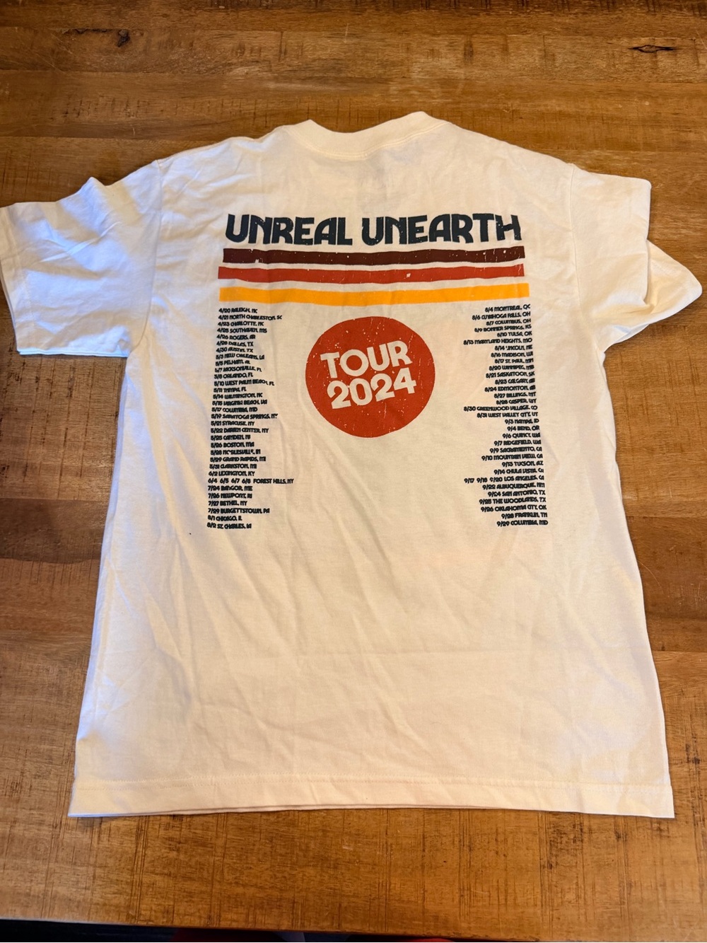 Hozier 'Unreal Unearth Tour 2024' Graphic Tee - White Red Yellow Accents medium - Picture 4 of 8